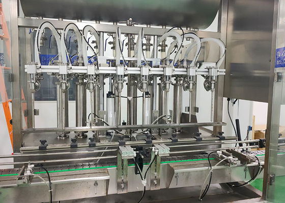 380V 4 máquina de rellenar de la industria química de las cabezas 50ml del servocontrol del sistema del desinfectante diario de la mano